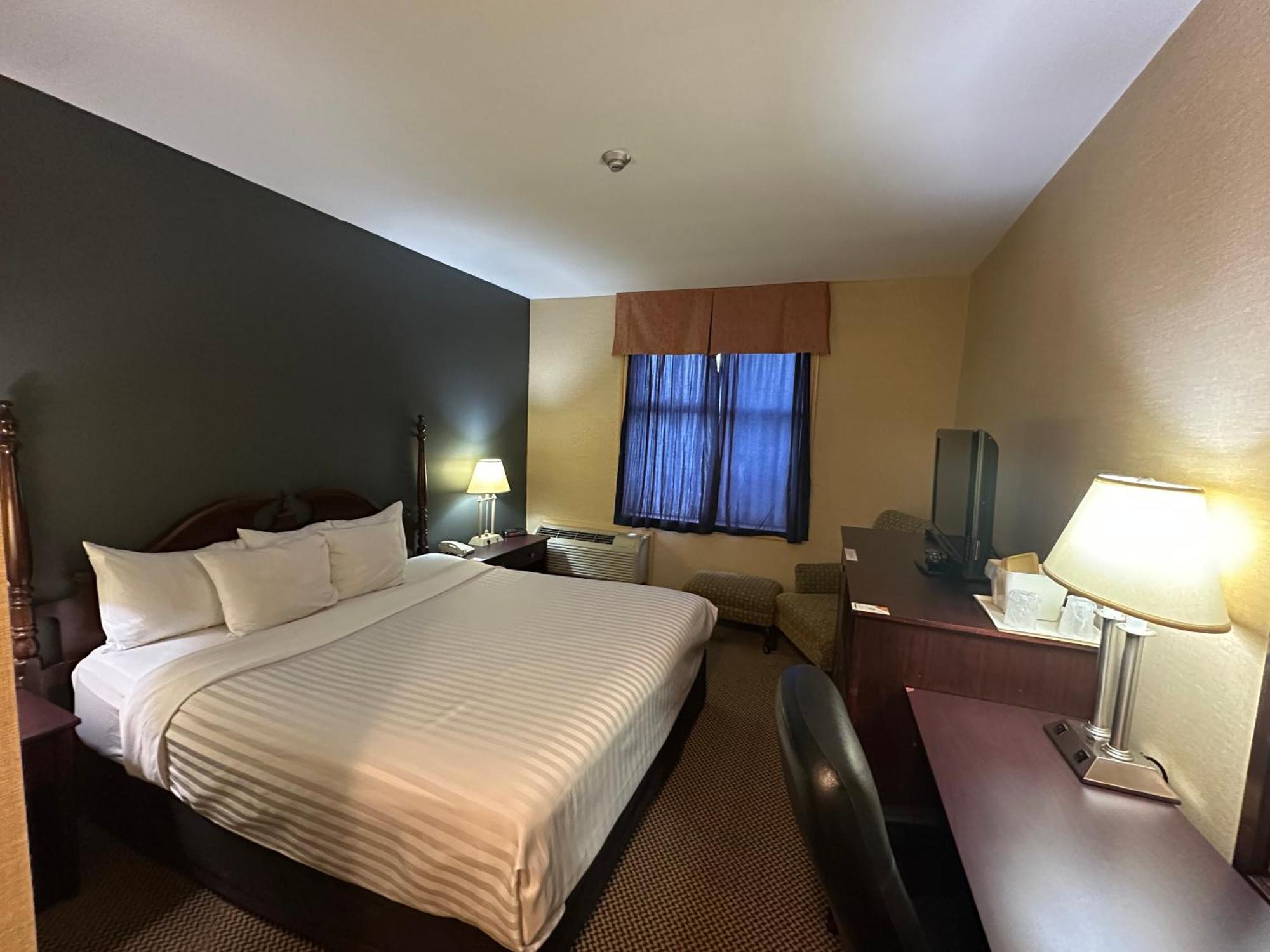 Econo Lodge City Centre Kingston Eksteriør bilde