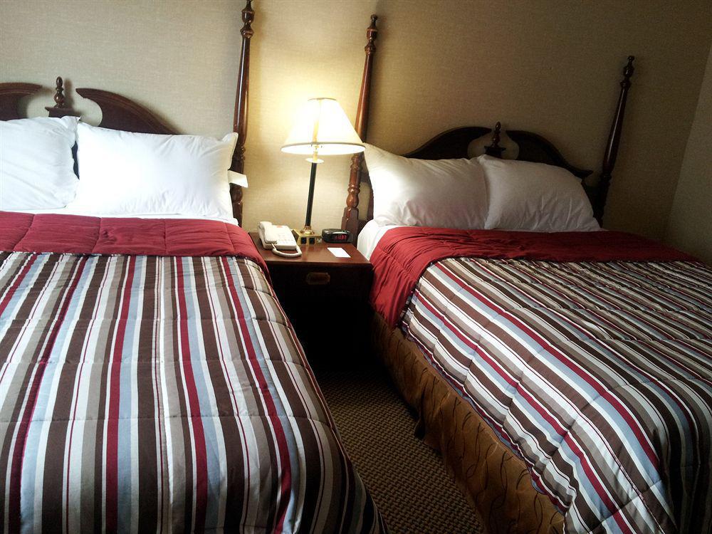 Econo Lodge City Centre Kingston Eksteriør bilde